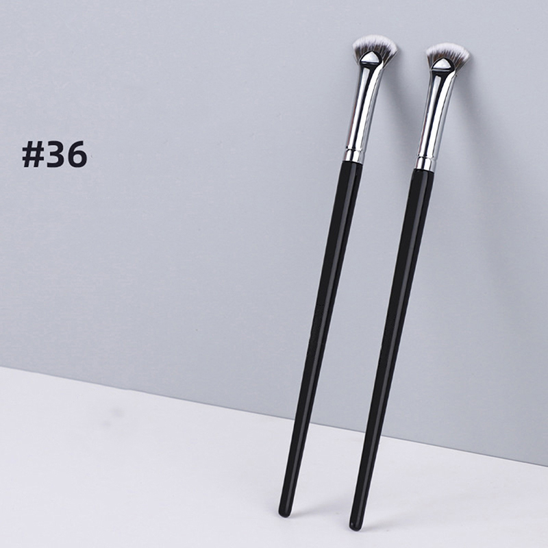 1PC Fan-shaped Eyelash Brush S - đánh giá và giá Beauty No Makeup