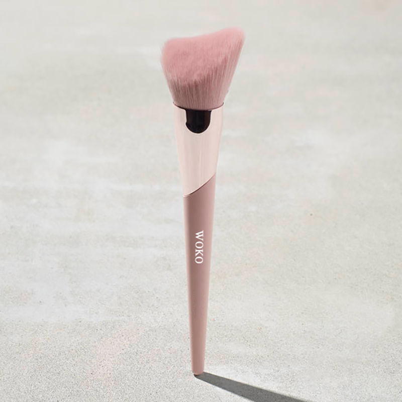 Cọ Trang Điểm Mặt Viền Phấn Nề - đánh giá và giá Fenty Beauty Makeup Highlighter